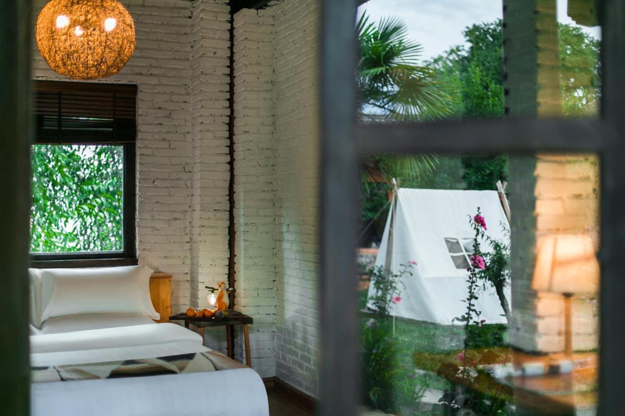 Adonis Inn Lijiang Lijiang  Dış mekan fotoğraf