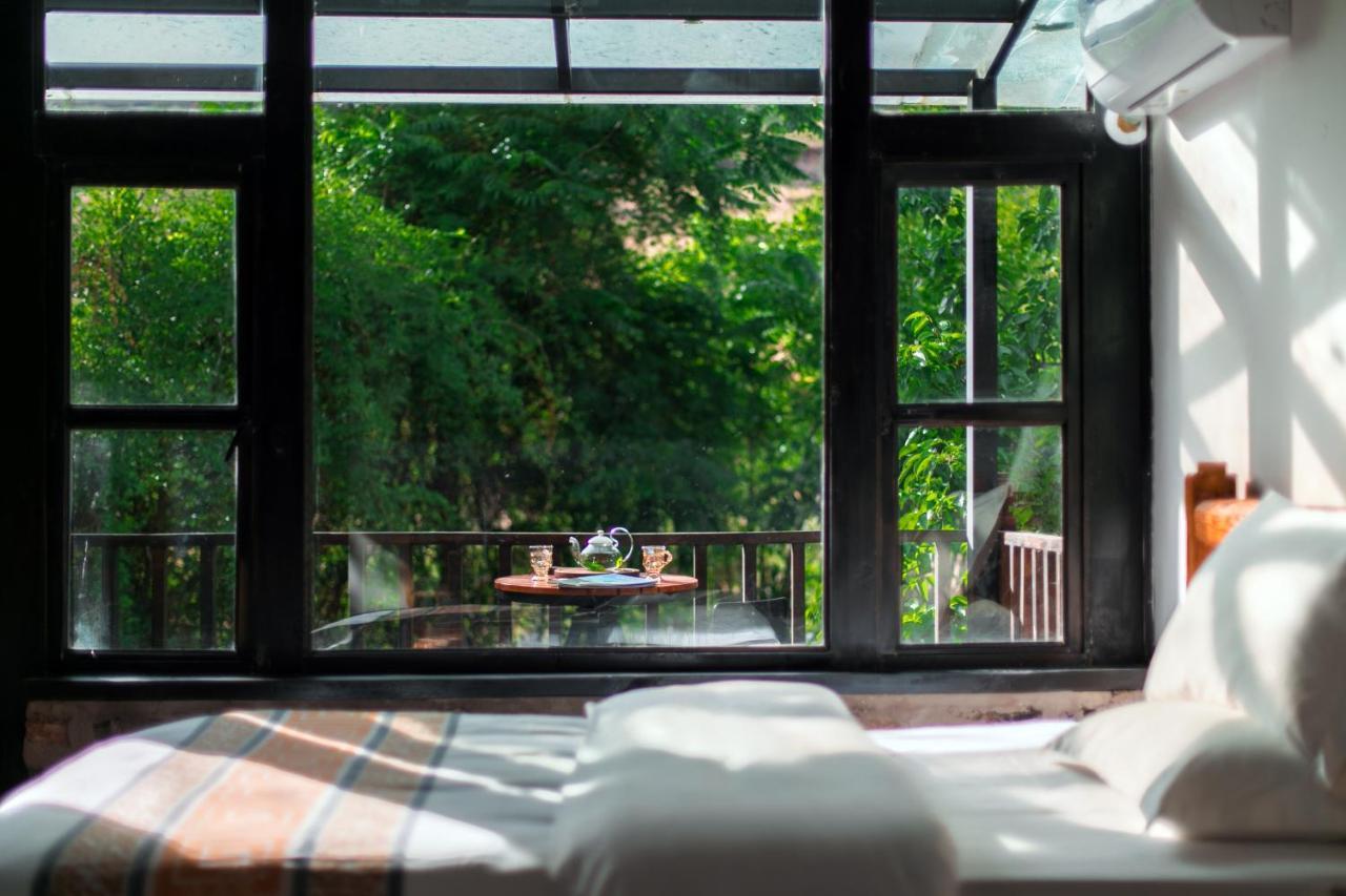 Adonis Inn Lijiang Lijiang  Dış mekan fotoğraf