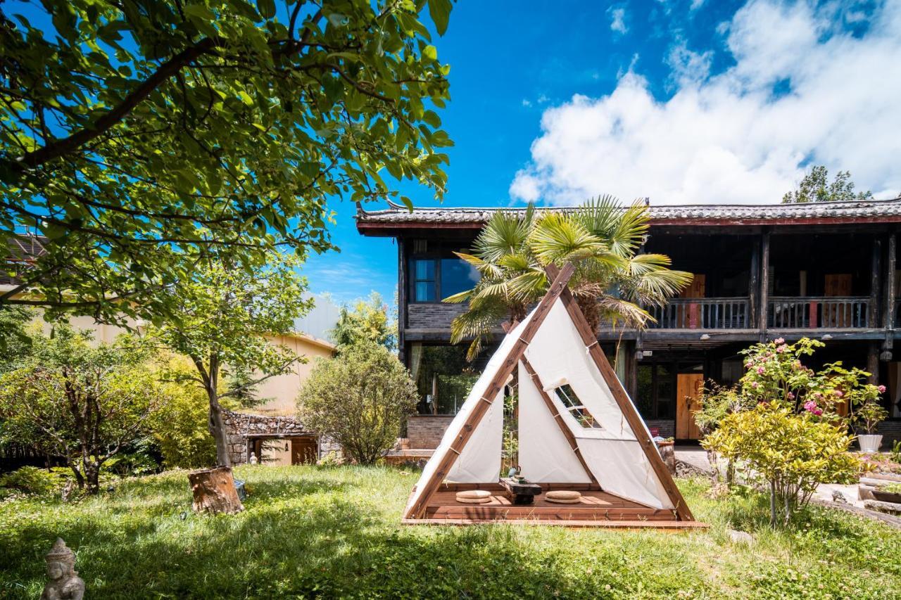 Adonis Inn Lijiang Lijiang  Dış mekan fotoğraf